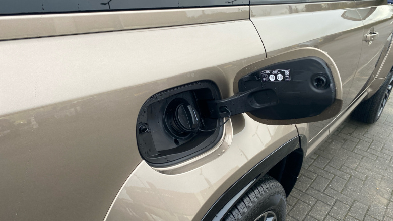 Land Rover Defender 4.4 P635 Octa 110 5dr Auto Petrol Estate